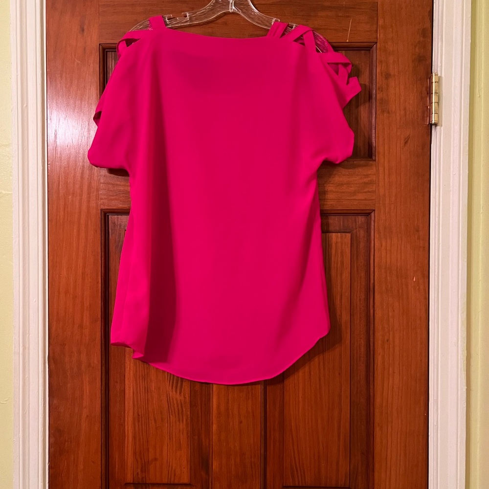 Express Top - Picture 2 of 4